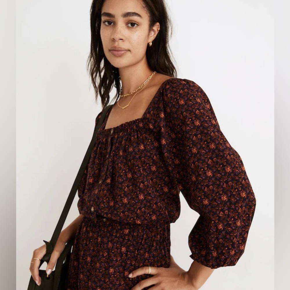 Puff-Sleeve Button-Front Crop Top in Orchard Floral